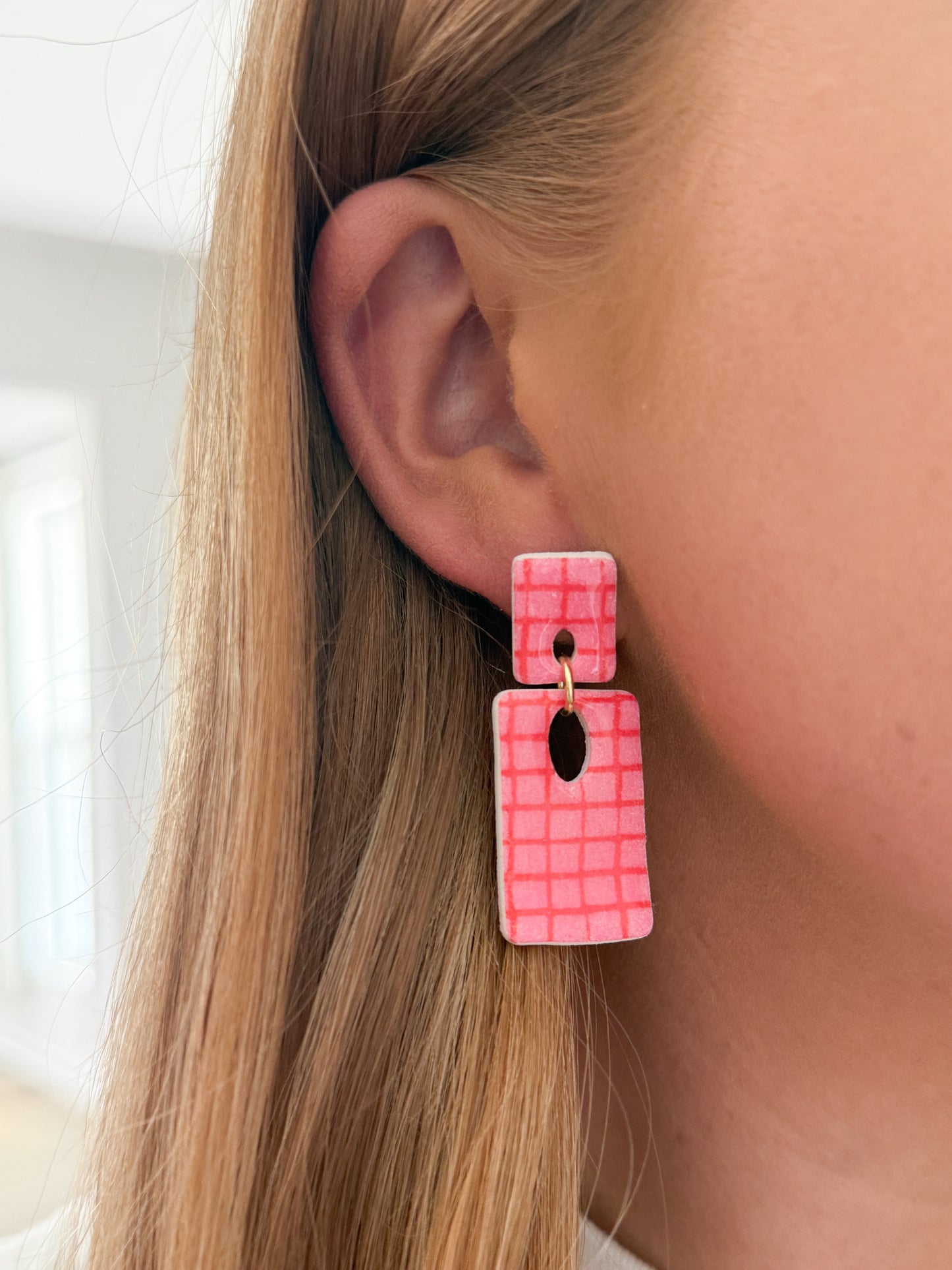 Jessa Dangles - Pink Grid