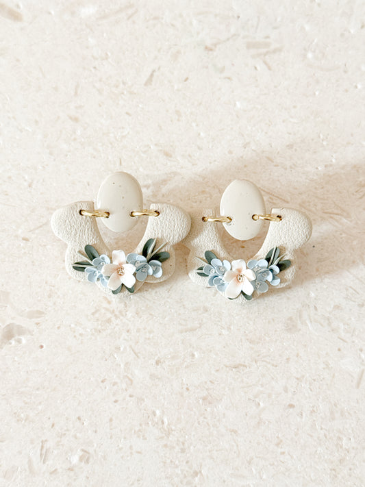 Coastal Floral Statements