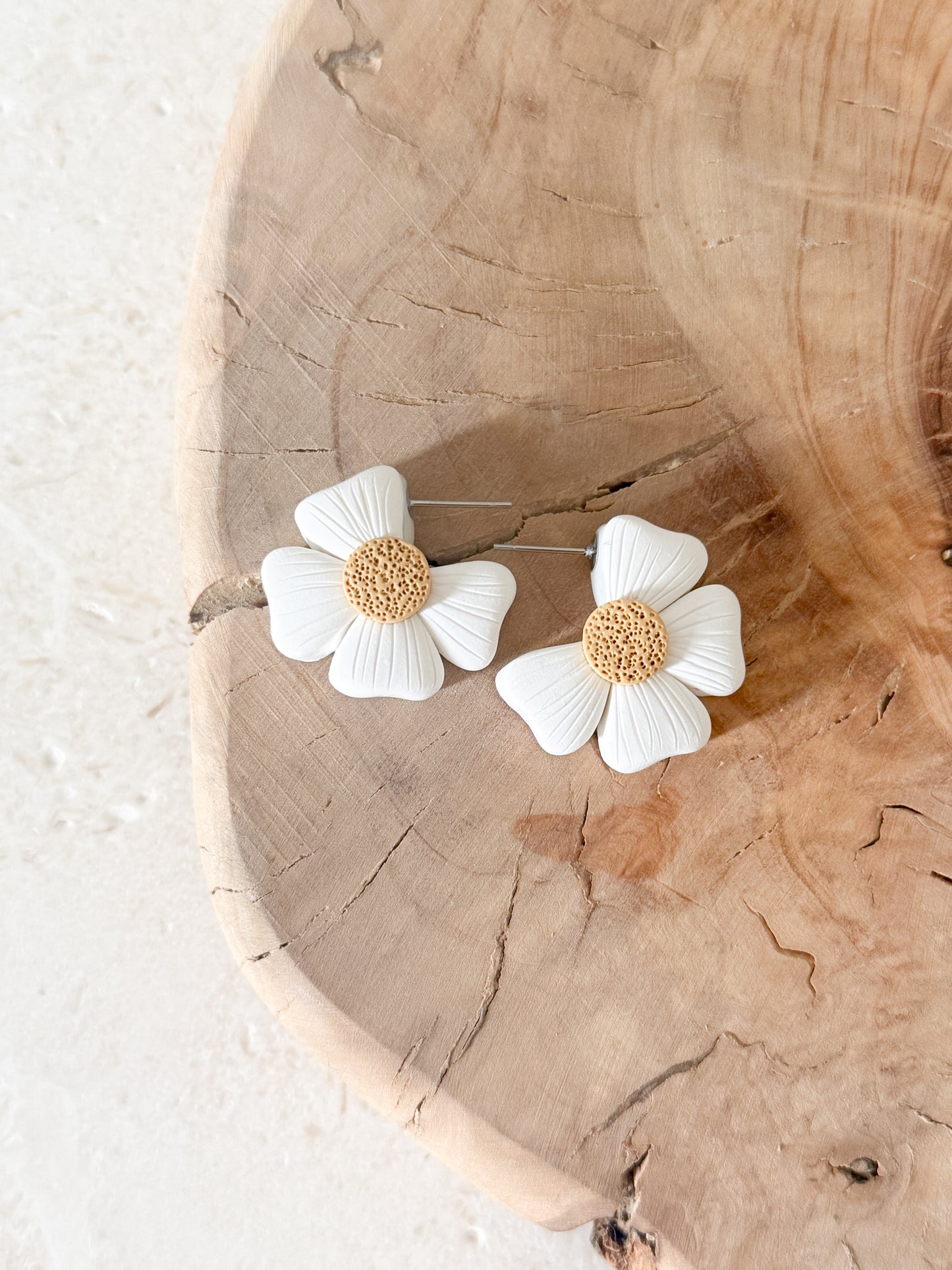 Chunky Daisy Hoops