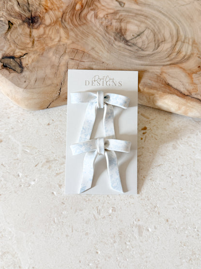 Dainty Bow Studs