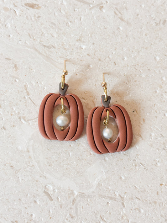 Pumpkins & Pearls