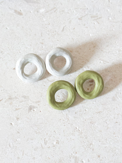 Sculpted Ring Studs