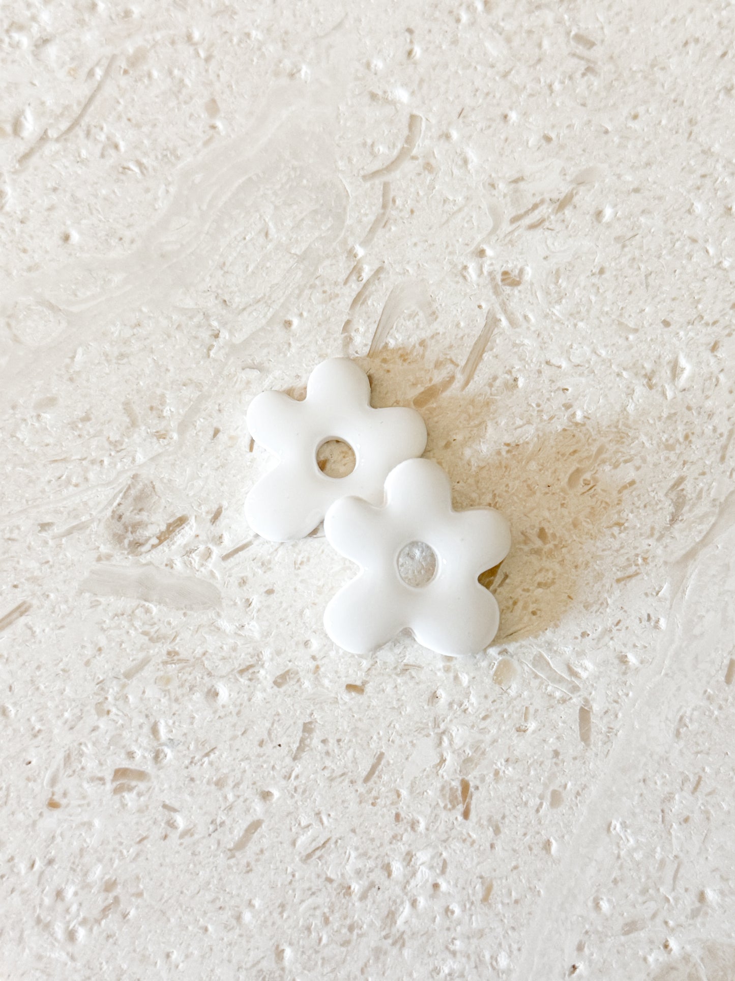 The Abstract Flower Charm