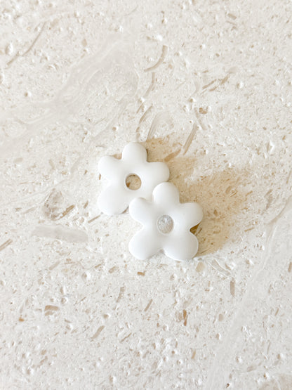 The Abstract Flower Charm