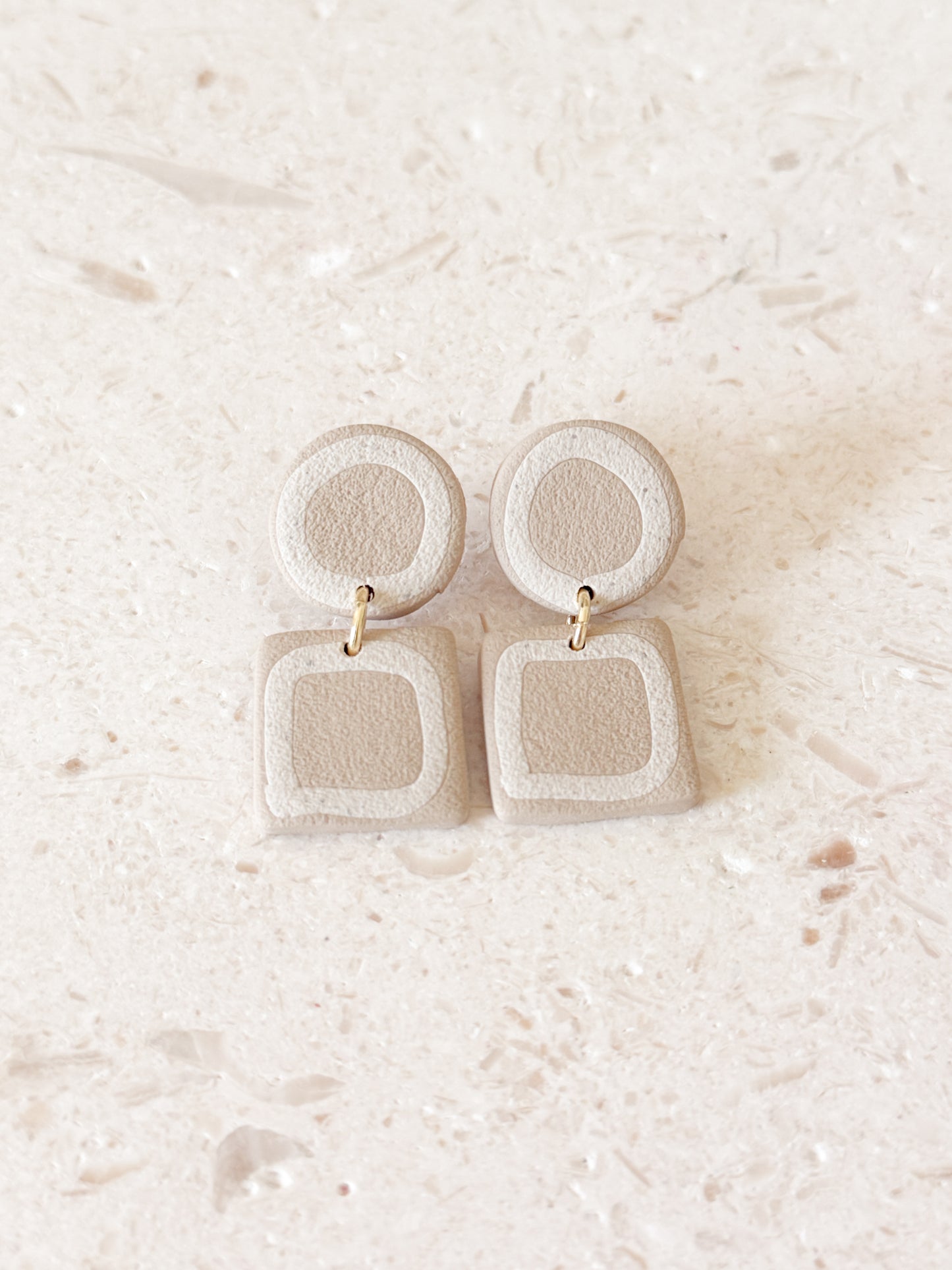 Squiggle Outline Dangles