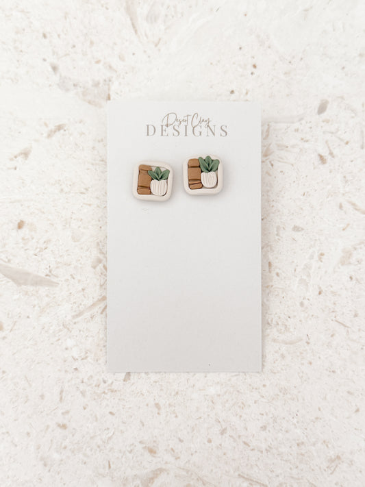 Bookshelf Studs