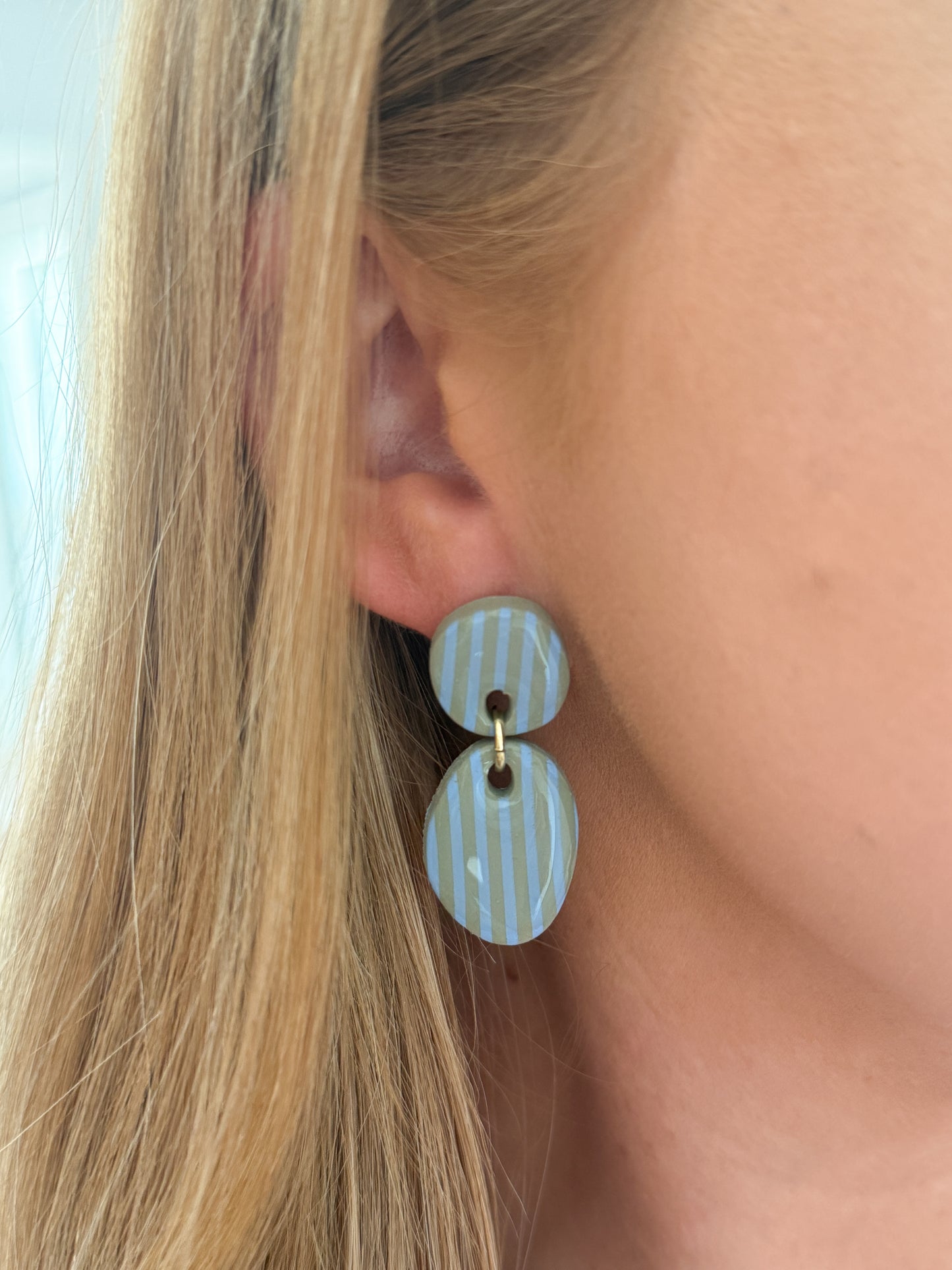 The Hadley Dangles