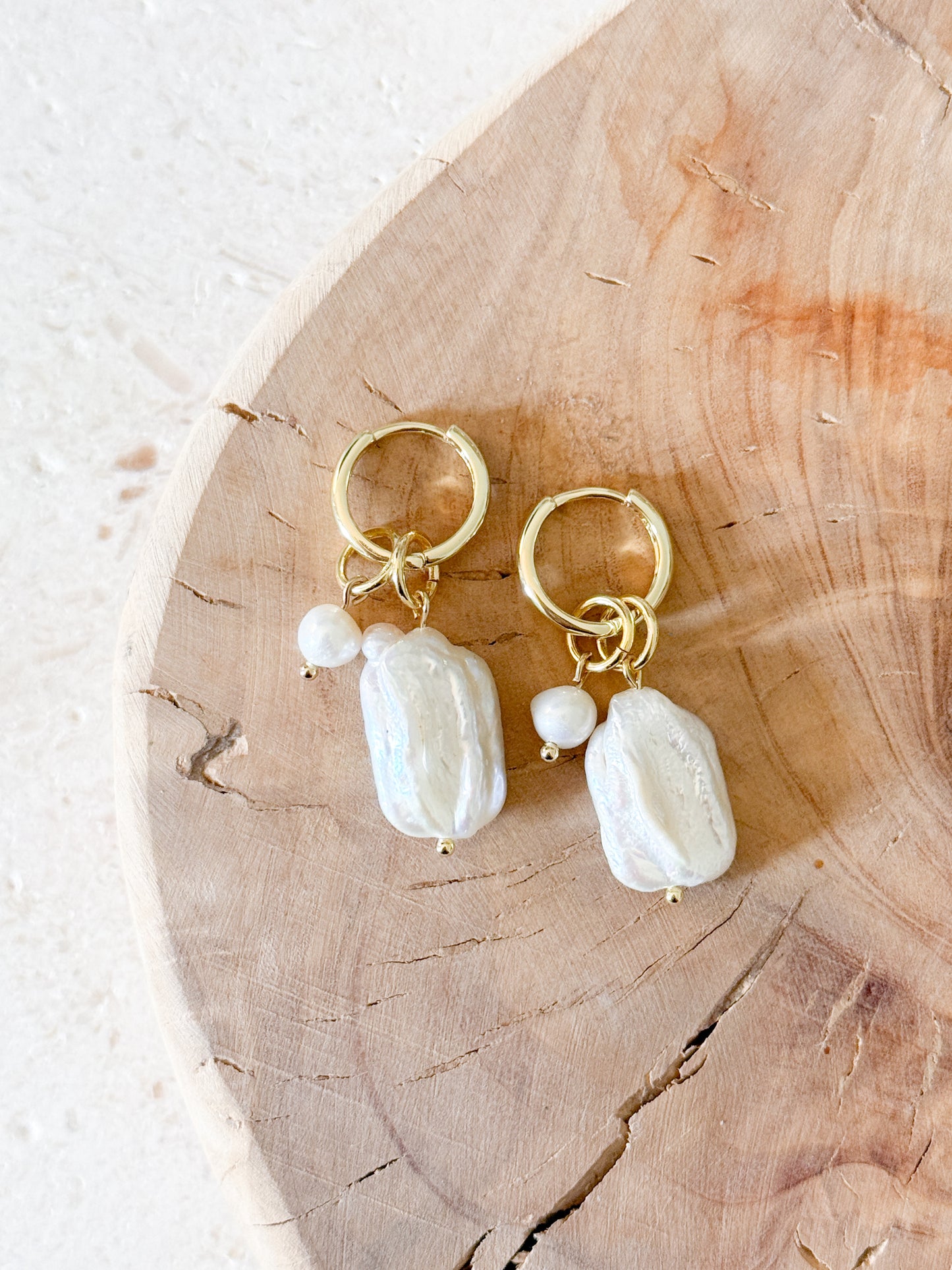 Baroque Pearl Element